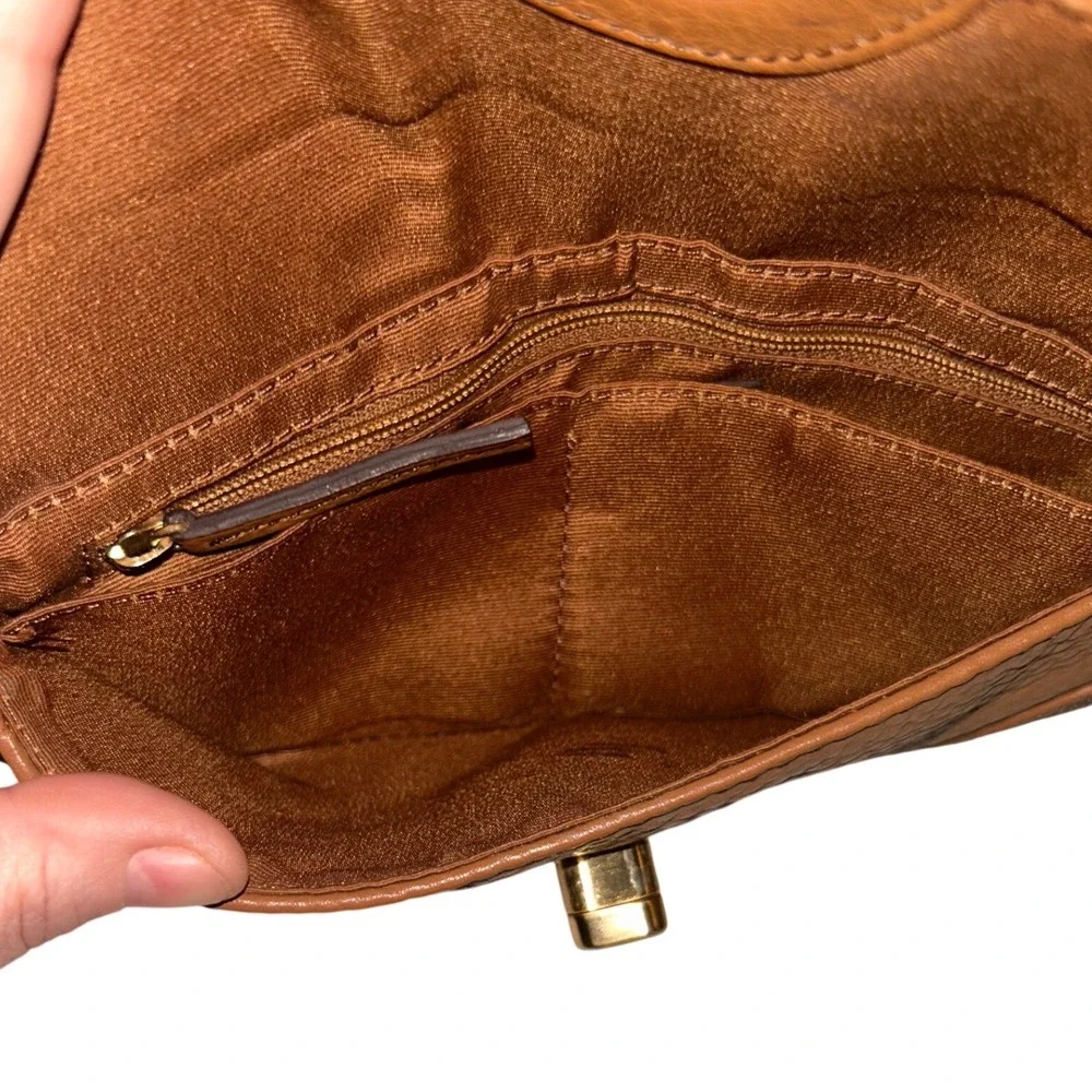 Talbots Pebbled Leather Turnlock Wristlet‎ Tan Brown Gold Hardware Clutch Bag